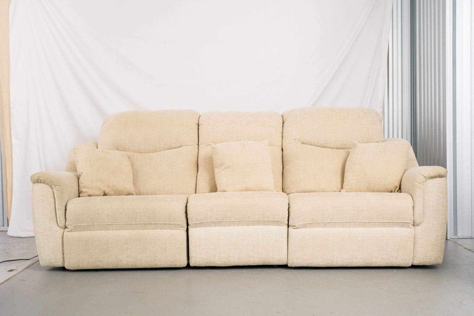 G-Plan Firth Three-Seater Electric Reclining Sofa