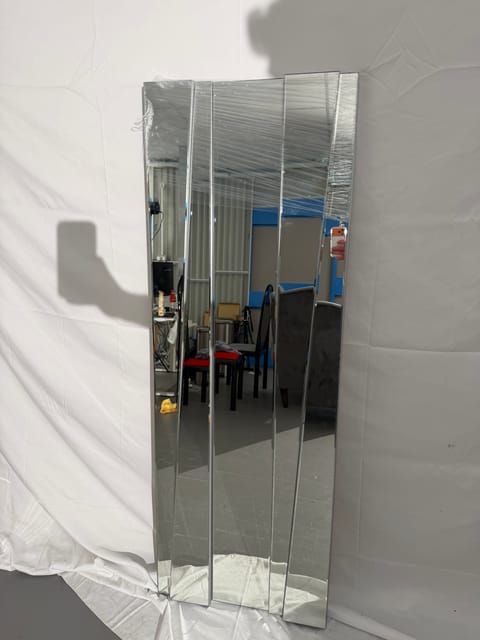 Deknudt Flip Flap Mirror by Annemie Vanzieleghem (photo 2)