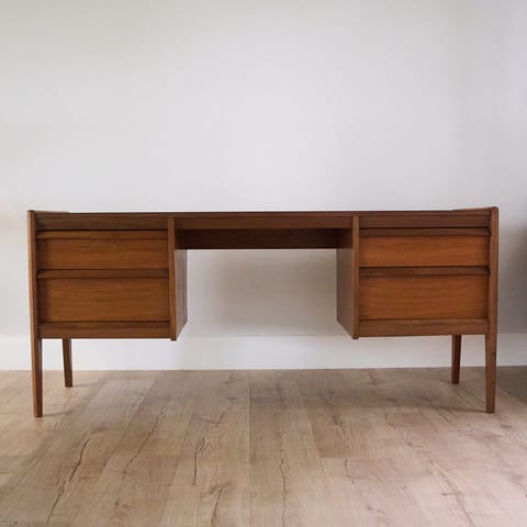 Vintage Younger Teak Desk, 1960s Mid Century (photo 2)